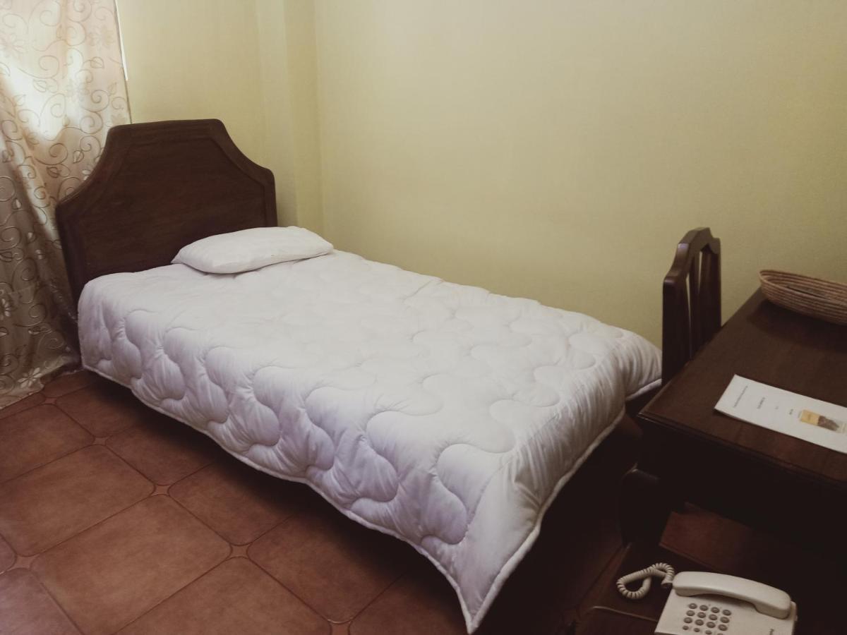 Osy Grand Hotel Moshi Kilimanjaro Tanzania Bagian luar foto