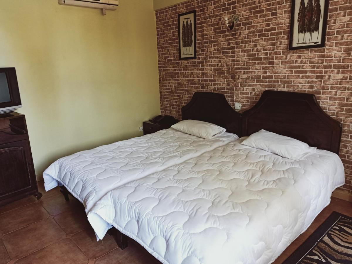 Osy Grand Hotel Moshi Kilimanjaro Tanzania Bagian luar foto