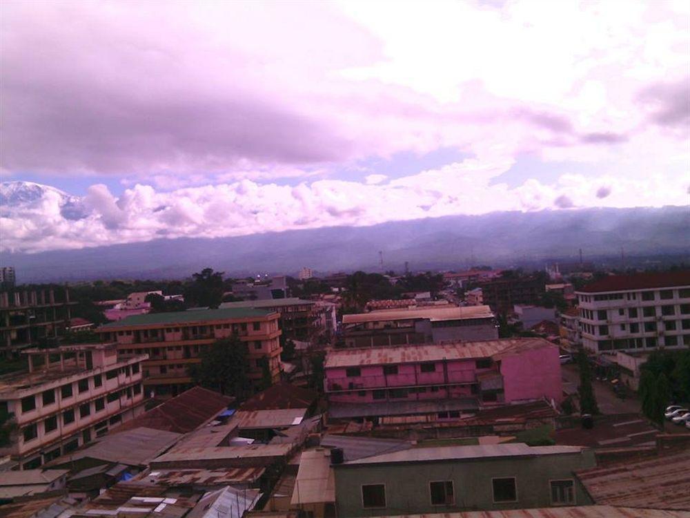 Osy Grand Hotel Moshi Kilimanjaro Tanzania Bagian luar foto